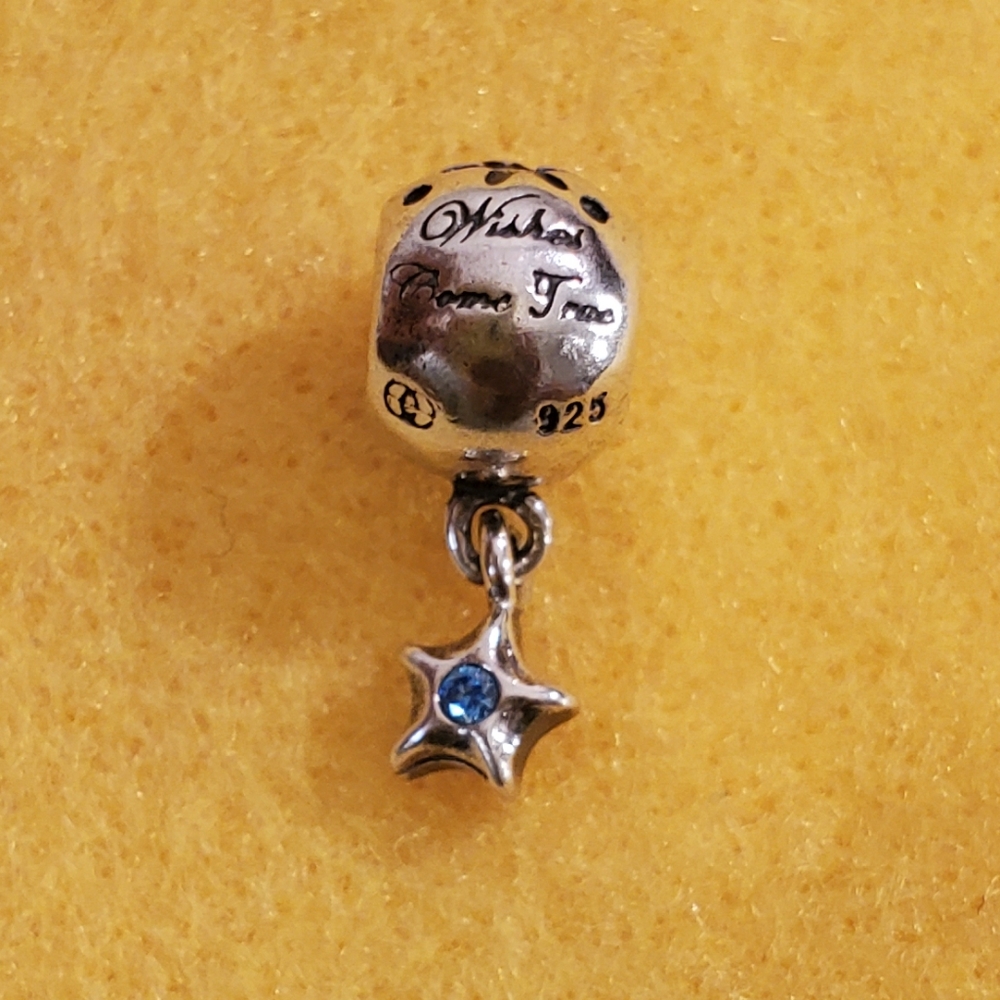 🌟 Soulfeel Charm "Wishes Come True" 925 Sterling Silver w/Blue Stone in Star